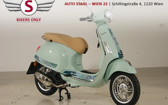 Neufahrzeug Vespa Primavera 125 Batik - Bild 1 Neufahrzeug Vespa Primavera 125 Batik - Bild 1