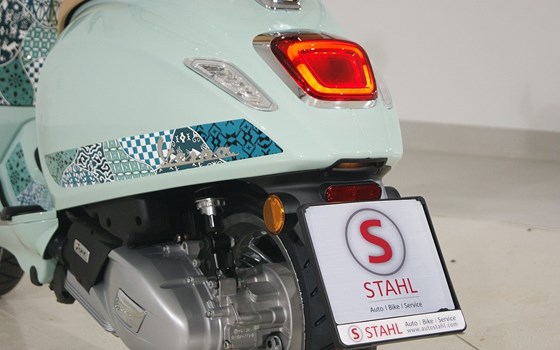 Neufahrzeug Vespa Primavera 125 Batik - Bild 5 Neufahrzeug Vespa Primavera 125 Batik - Bild 5