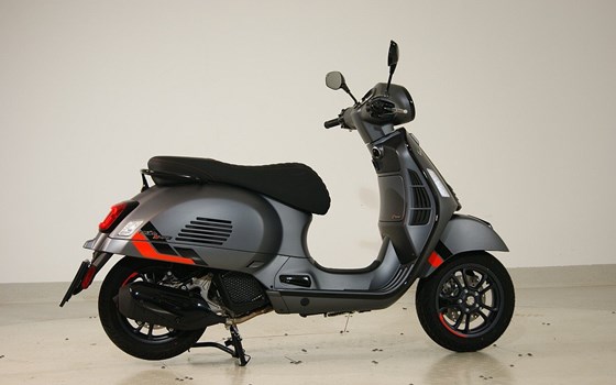 Neufahrzeug Vespa GTS 125 Super Sport - Bild 6 Neufahrzeug Vespa GTS 125 Super Sport - Bild 6