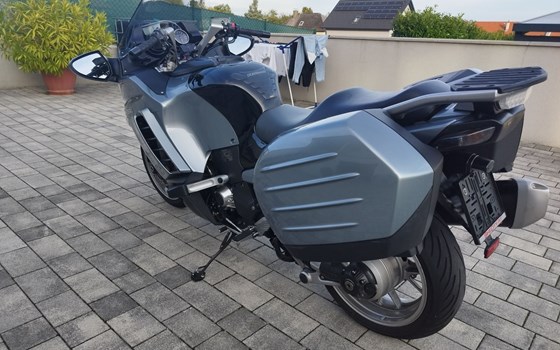 Gebrauchtmotorrad Kawasaki GTR 1400 - Bild 2 Gebrauchtmotorrad Kawasaki GTR 1400 - Bild 2
