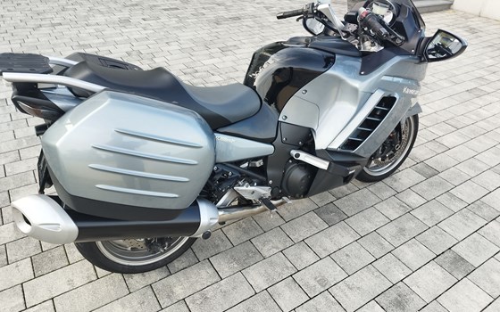 Gebrauchtmotorrad Kawasaki GTR 1400 - Bild 4 Gebrauchtmotorrad Kawasaki GTR 1400 - Bild 4