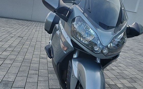 Gebrauchtmotorrad Kawasaki GTR 1400 - Bild 6 Gebrauchtmotorrad Kawasaki GTR 1400 - Bild 6