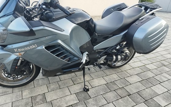 Gebrauchtmotorrad Kawasaki GTR 1400 - Bild 7 Gebrauchtmotorrad Kawasaki GTR 1400 - Bild 7