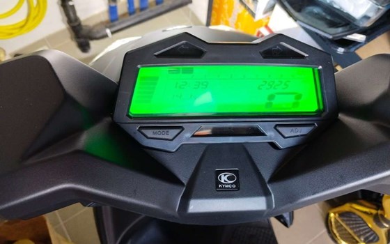 Gebrauchtmotorrad Kymco Super 8 R 50i - Bild 6 Gebrauchtmotorrad Kymco Super 8 R 50i - Bild 6