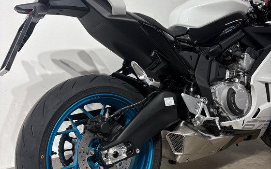 Neufahrzeug CFMOTO 675SR-R - Bild 4 Neufahrzeug CFMOTO 675SR-R - Bild 4