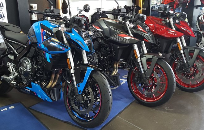 Suzuki GSX-8S