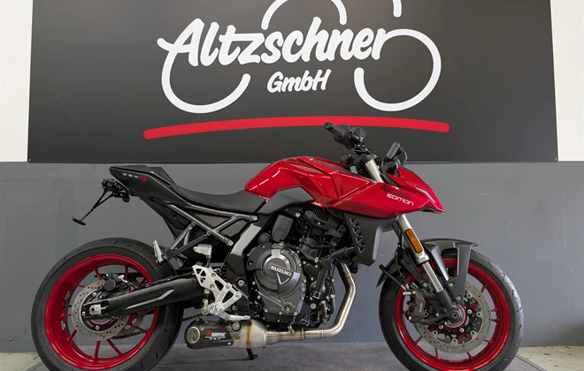 Suzuki GSX-8S