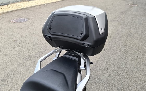 Gebrauchtmotorrad Honda Forza 750 - Bild 8 Gebrauchtmotorrad Honda Forza 750 - Bild 8