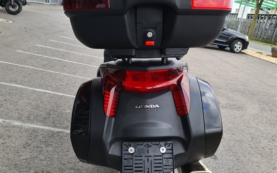 Gebrauchtmotorrad Honda NT700V Deauville - Bild 6 Gebrauchtmotorrad Honda NT700V Deauville - Bild 6