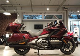 Neumotorrad Honda GL 1800 Goldwing Tour DCT