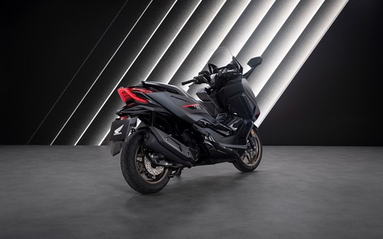 Neufahrzeug Honda Forza 125 - Bild 8