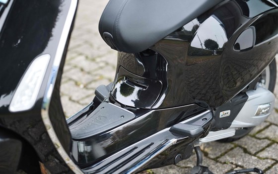 Gebrauchtmotorrad Vespa Primavera 125 - Bild 5