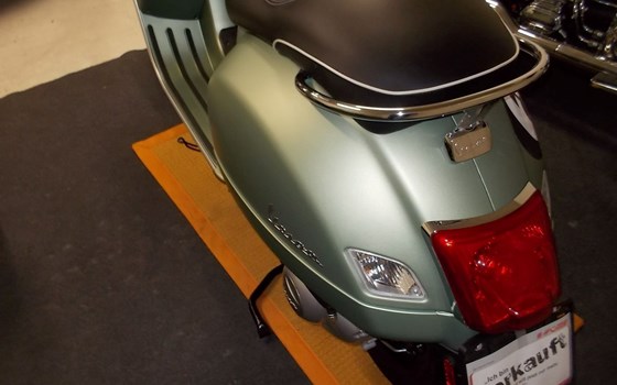 Gebrauchtmotorrad Vespa GTV 300 Special Edition Sei Giorni Euro4 - Bild 5 Gebrauchtmotorrad Vespa GTV 300 Special Edition Sei Giorni Euro4 - Bild 5