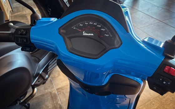 Neufahrzeug Vespa Sprint 125 S - Bild 3 Neufahrzeug Vespa Sprint 125 S - Bild 3