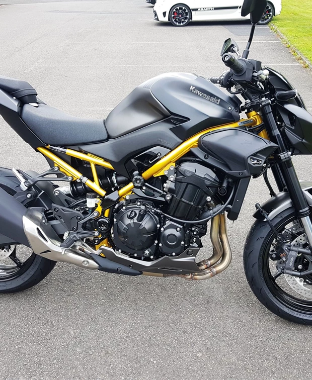 Kawasaki Z900<br />MY 2026 mit Quickshifter
