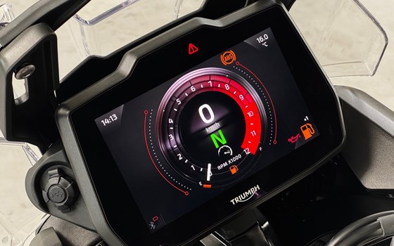 Gebrauchtmotorrad Triumph Tiger 900 GT Pro - Bild 9