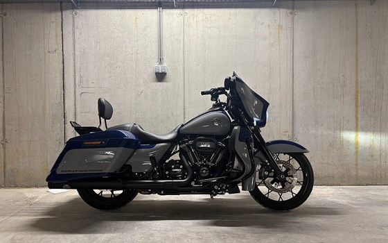 Gebrauchtmotorrad Harley-Davidson Street Glide FLHX - Bild 1