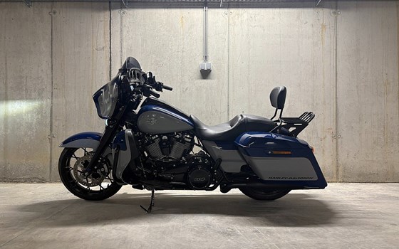 Gebrauchtmotorrad Harley-Davidson Street Glide FLHX - Bild 10