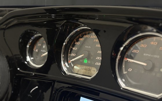 Gebrauchtmotorrad Harley-Davidson Street Glide FLHX - Bild 9