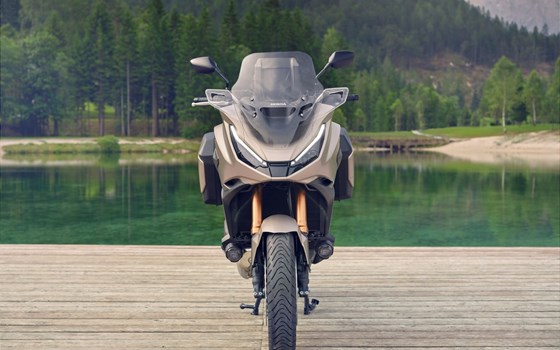 Neufahrzeug Honda NT1100 DCT Electronic Suspension - Bild 18