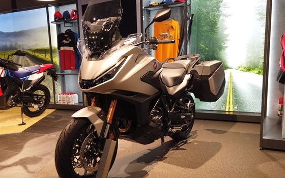 Neufahrzeug Honda NT1100 DCT Electronic Suspension - Bild 9