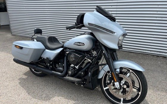Gebrauchtmotorrad Harley-Davidson Street Glide FLHX - Bild 4 Gebrauchtmotorrad Harley-Davidson Street Glide FLHX - Bild 4