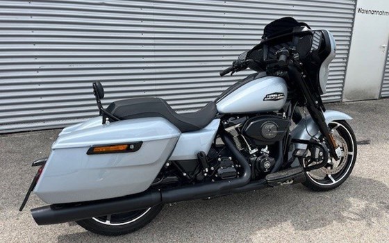 Gebrauchtmotorrad Harley-Davidson Street Glide FLHX - Bild 7 Gebrauchtmotorrad Harley-Davidson Street Glide FLHX - Bild 7