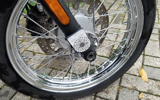 Gebrauchtmotorrad Triumph Bonneville T100 - Bild 10 Gebrauchtmotorrad Triumph Bonneville T100 - Bild 10