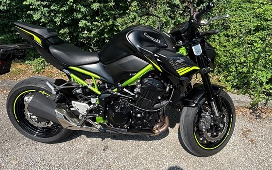 Gebrauchtmotorrad Kawasaki Z900 - Bild 1 Gebrauchtmotorrad Kawasaki Z900 - Bild 1