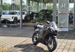 Neumotorrad Honda CBR600RR