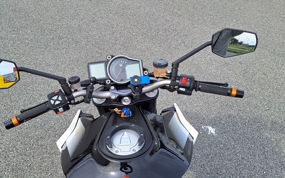 Gebrauchtmotorrad KTM 1290 Super Duke R - Bild 8 Gebrauchtmotorrad KTM 1290 Super Duke R - Bild 8