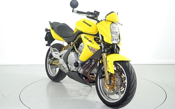 Motorrad Occasion Kawasaki ER-6n - Bild 2