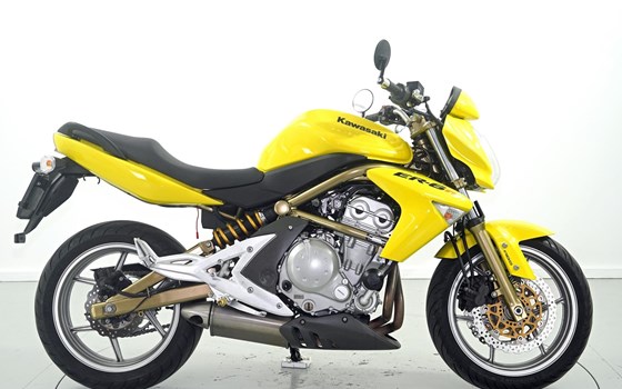 Motorrad Occasion Kawasaki ER-6n - Bild 4