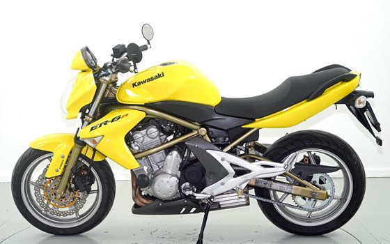 Motorrad Occasion Kawasaki ER-6n - Bild 5