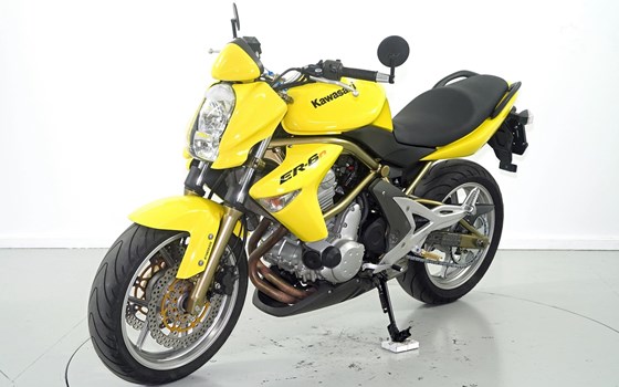 Motorrad Occasion Kawasaki ER-6n - Bild 3
