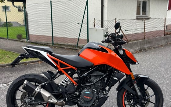 Gebrauchtmotorrad KTM 125 Duke - Bild 14 Gebrauchtmotorrad KTM 125 Duke - Bild 14