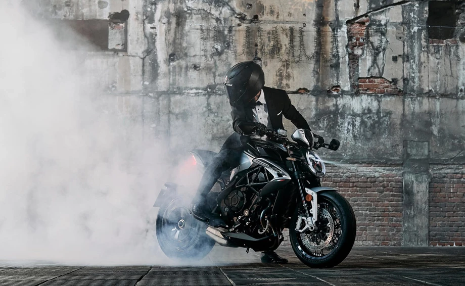 Angebot MV Agusta Dragster RR Ottantesimo Bild 12: Angebot MV Agusta Dragster RR Ottantesimo