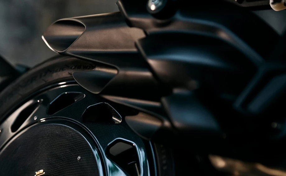 Angebot MV Agusta Dragster RR Ottantesimo Bild 14: Angebot MV Agusta Dragster RR Ottantesimo