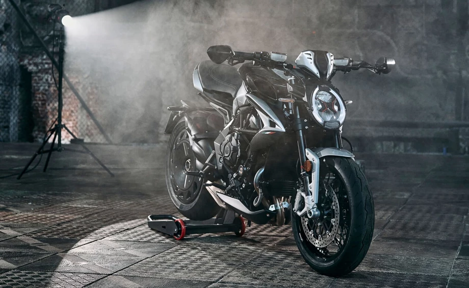 Angebot MV Agusta Dragster RR Ottantesimo Bild 9: Angebot MV Agusta Dragster RR Ottantesimo