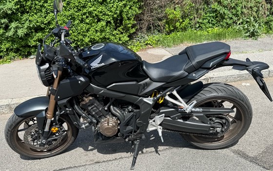 Gebrauchtmotorrad Honda CB650R - Bild 5 Gebrauchtmotorrad Honda CB650R - Bild 5