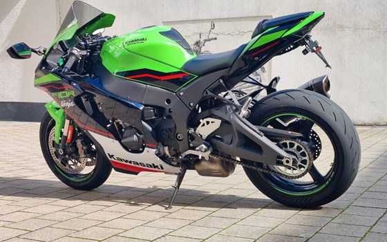 Gebrauchtmotorrad Kawasaki Ninja ZX-10R - Bild 12