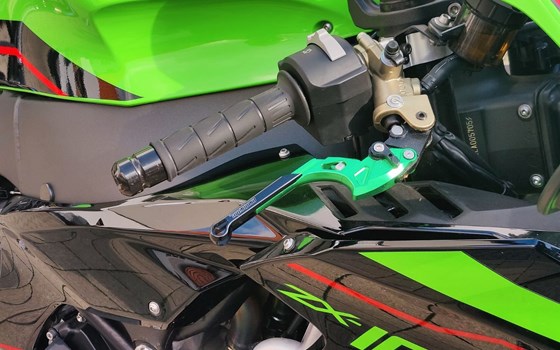 Gebrauchtmotorrad Kawasaki Ninja ZX-10R - Bild 5