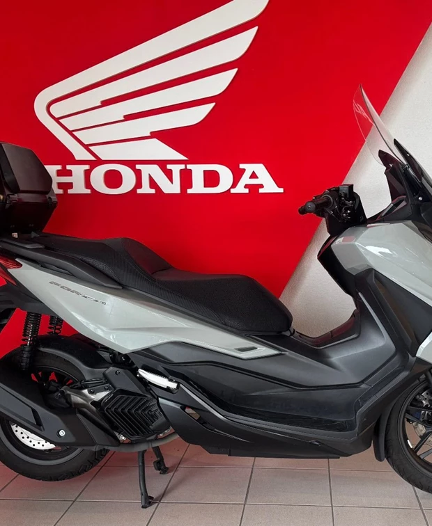 Honda Forza 125