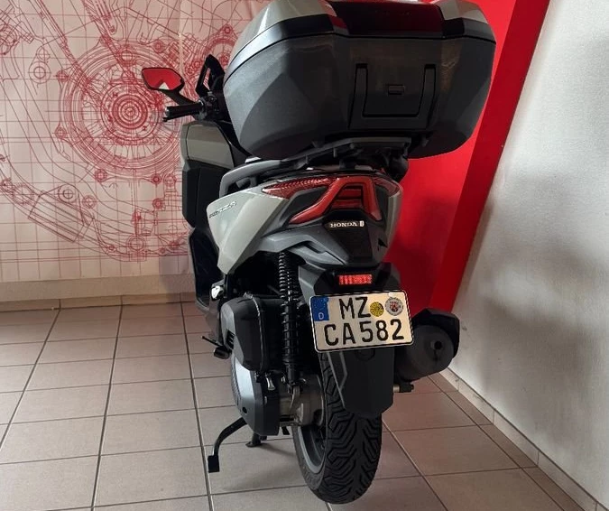 Angebot Honda Forza 125 Bild 4: Angebot Honda Forza 125