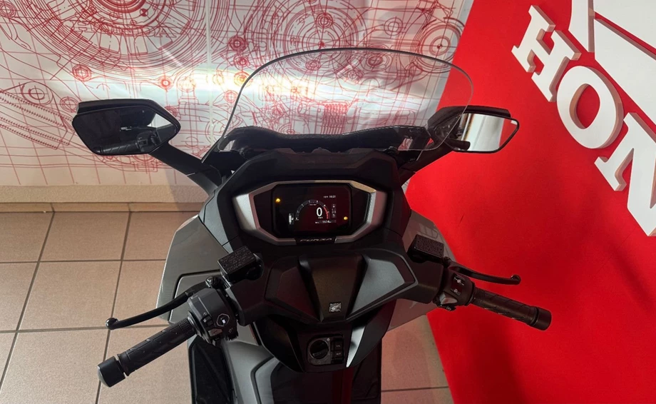 Angebot Honda Forza 125 Bild 6: Angebot Honda Forza 125