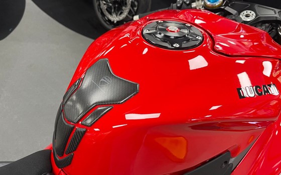 Gebrauchtmotorrad Ducati Panigale V4 S - Bild 6