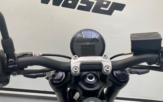 Gebrauchtmotorrad Triumph Trident 660 - Bild 9
