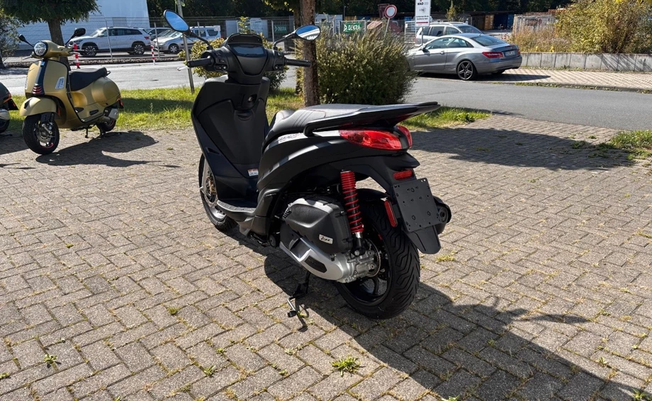 Angebot Piaggio Medley 125 ie IGET Bild 6: Angebot Piaggio Medley 125 ie IGET