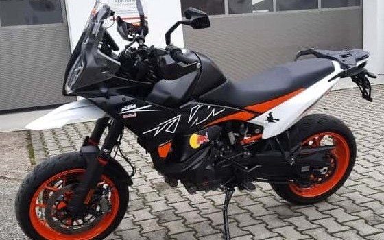 Gebrauchtmotorrad KTM 890 SMT - Bild 6
