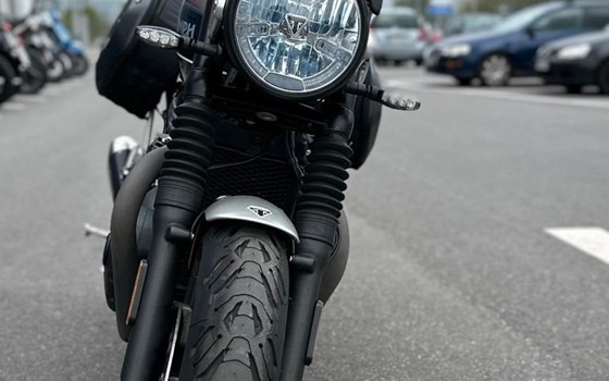 Gebrauchtmotorrad Triumph Speed Twin 1200 - Bild 2